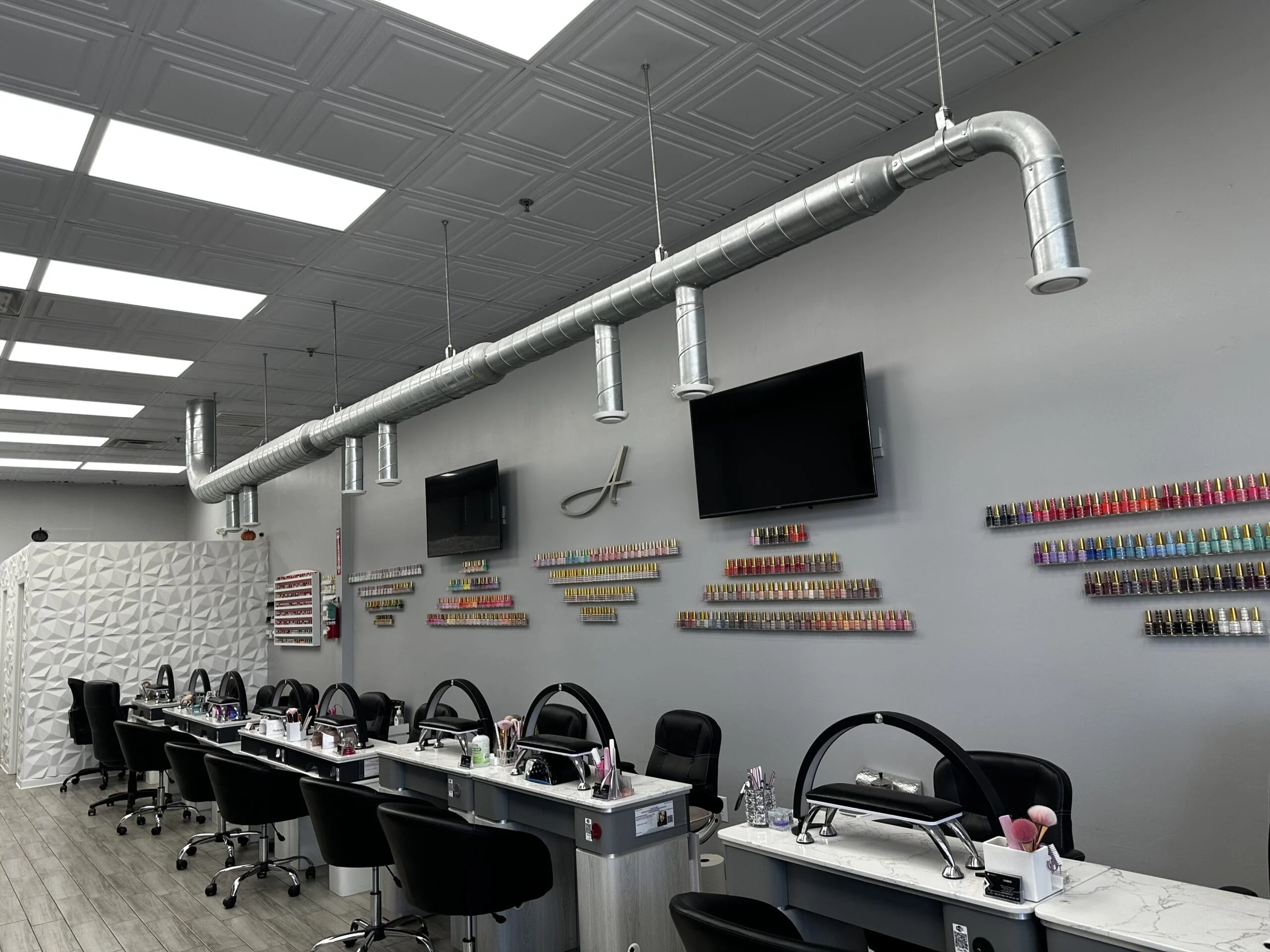 The Ultimate Guide to the Best Nail Salon Near You